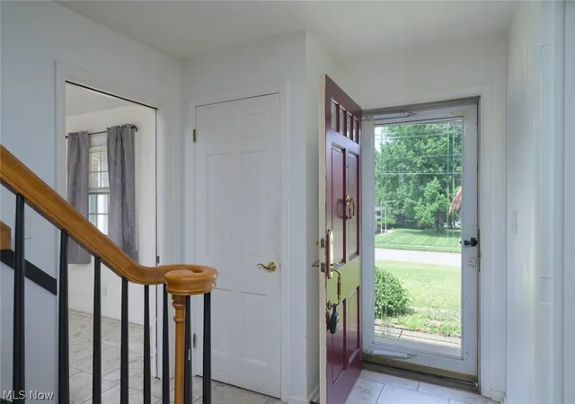 Photo 3 of Single family home for sale at 475 Brookpark Dr, Canfield, OH 44406 | MLS# 5223516 | Listing updated on 2026-09-10