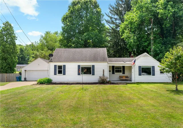 Photo 1 of Sale Pending at 4644 16th St Nw, Canton, OH 44708 | MLS# 5234938 | Listing updated on 2026-09-14
