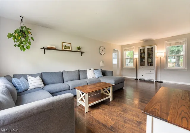 Photo 2 of Sale Pending at 4644 16th St Nw, Canton, OH 44708 | MLS# 5234938 | Listing updated on 2026-09-14