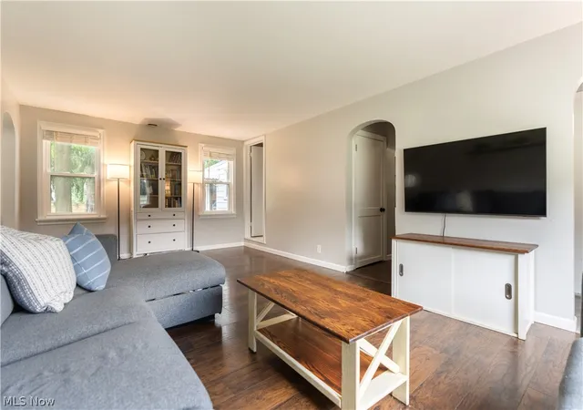Photo 3 of Sale Pending at 4644 16Th St Nw, Canton, OH 44708 | MLS# 5234938 | Listing updated on 2026-09-14