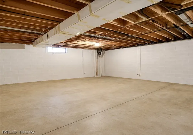 Photo 33 of Single family home for sale at 10370 Wilbert Dr, Kirtland, OH 44094 | MLS# 5238857 | Listing updated on 2026-09-09