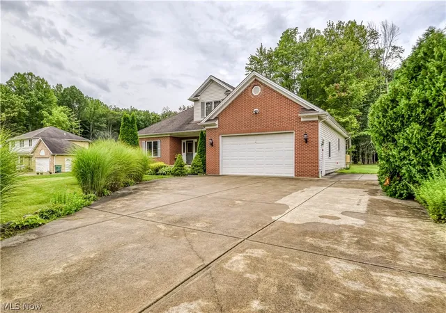 Photo 3 of Single family home for sale at 10370 Wilbert Dr, Kirtland, OH 44094 | MLS# 5238857 | Listing updated on 2026-09-09
