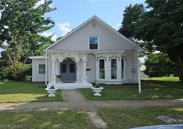 Photo 1 of Single family home for sale at 604 E Ohio Ave, Mount Vernon, OH 43050 | MLS# 5239240 | Listing updated on 2026-09-11