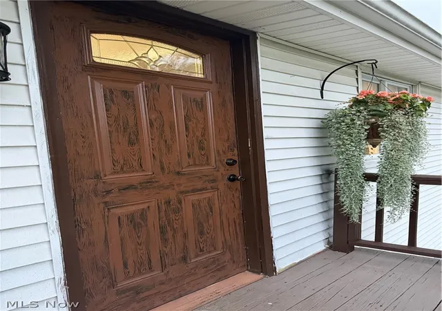 Photo 3 of Sale Pending at 6206 Downs Rd Nw, Warren, OH 44481 | MLS# 5239381 | Listing updated on 2026-10-07