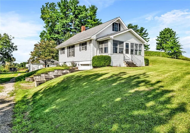 Photo 2 of Single family home for sale at 66630 Glencoe Rd, St Clairsville, OH 43950 | MLS# 5239018 | Listing updated on 2026-09-12