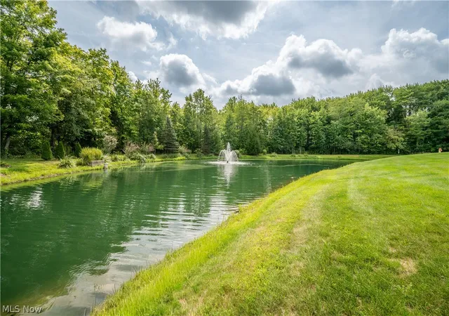 Listing Photo 2 - Condo for sale in building located at 1805 E Western Reserve Rd, Poland, OH 44514 - Unit #12