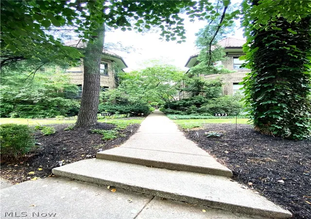 Photo 2 of Sale Pending at 2469 Overlook Rd #Unit 1, Cleveland Heights, OH 44106 | MLS# 5237277 | Listing updated on 2026-09-04