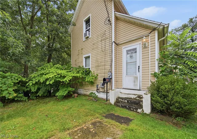 Photo 2 of Sale Pending at 1116 Mcintosh Ave, Akron, OH 44314 | MLS# 5239133 | Listing updated on 2026-09-03