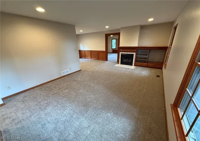 Condo for sale at 530 Oakdale Dr, Dover, OH 44622 | MLS# 5239332 | Listing updated on 2026-09-10