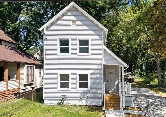 Single family home for sale at 103 W Miller Ave, Akron, OH 44301 | MLS# 5239197