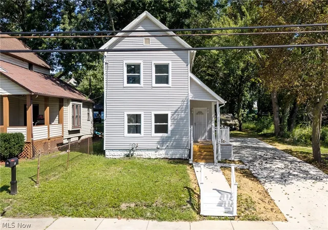 Photo 2 of Single family home for sale at 103 W Miller Ave, Akron, OH 44301 | MLS# 5239197 | Listing updated on 2026-09-08