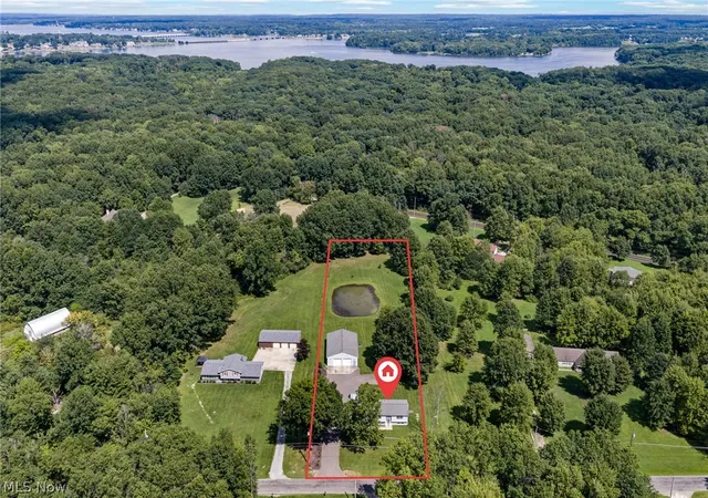 Photo 3 of Single family home for sale at 10685 Scotts Corners Rd, Diamond, OH 44412 | MLS# 5239169 | Listing updated on 2026-09-09