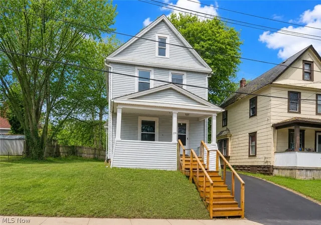 Photo 1 of Sale Pending at 258 Oberlin Ct, Akron, OH 44311 | MLS# 5239485 | Listing updated on 2026-09-08