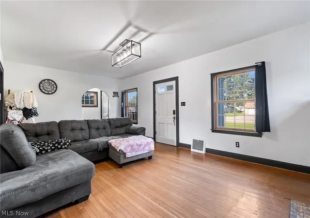 Photo 3 of Single family home for sale at 3323 Cleveland Ave S, Canton, OH 44707 | MLS# 5239064 | Listing updated on 2026-09-30