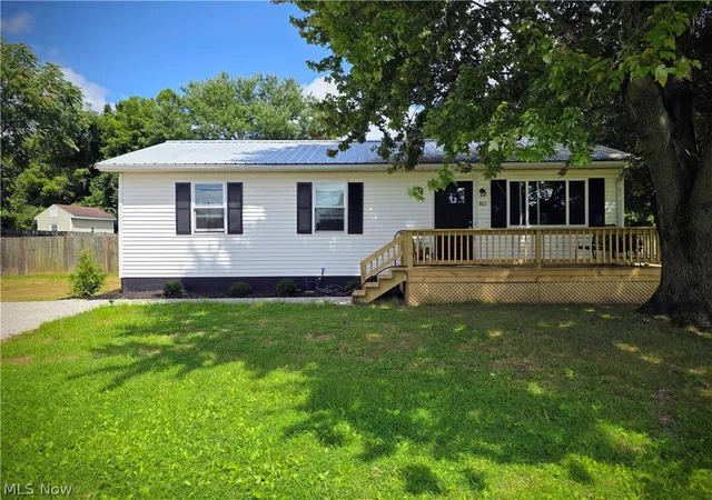 Photo 1 of Single family home for sale at 801 Heather Pl, Belpre, OH 45714 | MLS# 5239370 | Listing updated on 2026-10-05
