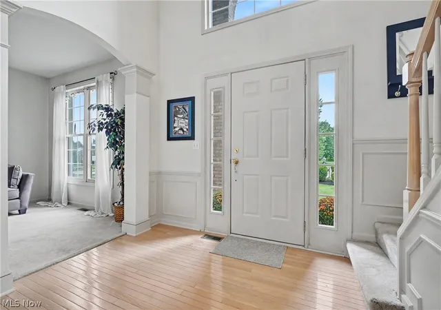 Photo 3 of Single family home for sale at 535 Alliance Dr, Northfield, OH 44067 | MLS# 5239166 | Listing updated on 2026-09-08