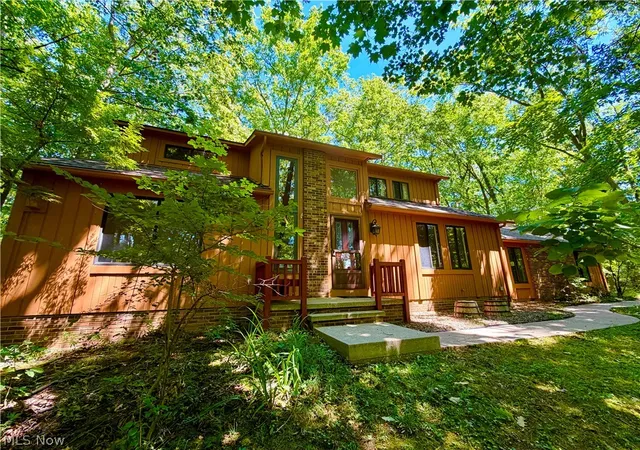 Photo 1 of Sale Pending at 8495 Painesville Warren Rd, Concord Twp, OH 44077 | MLS# 5239514 | Listing updated on 2026-09-23