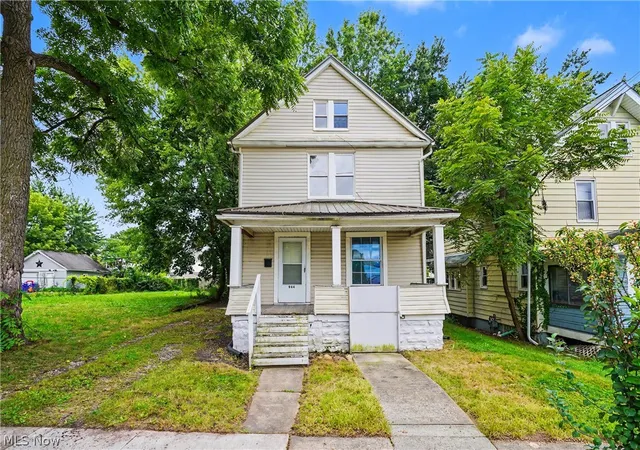 Photo 1 of Sale Pending at 944 Redfern Ave, Akron, OH 44314 | MLS# 5239077 | Listing updated on 2026-09-14