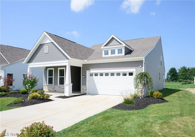 Photo 2 of Single family home for sale at 23864 Heatherstone Trl, Columbia Station, OH 44028 | MLS# 5239588 | Listing updated on 2026-10-02