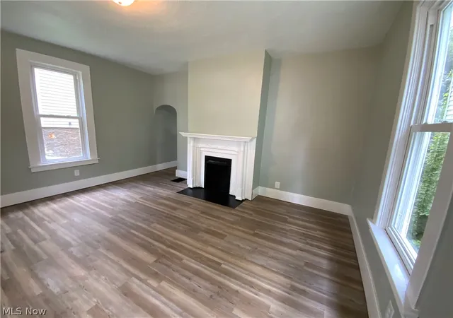 Photo 3 of Single family home for sale at 946 Bank St, East Liverpool, OH 43920 | MLS# 5239556 | Listing updated on 2026-09-13