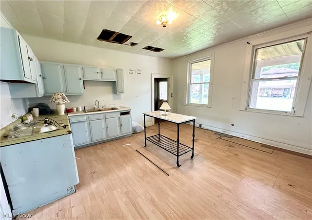 Photo 3 of Single family home for sale at 1305 Charles St, Wellsburg, WV 26070 | MLS# 5238306 | Listing updated on 2026-09-03