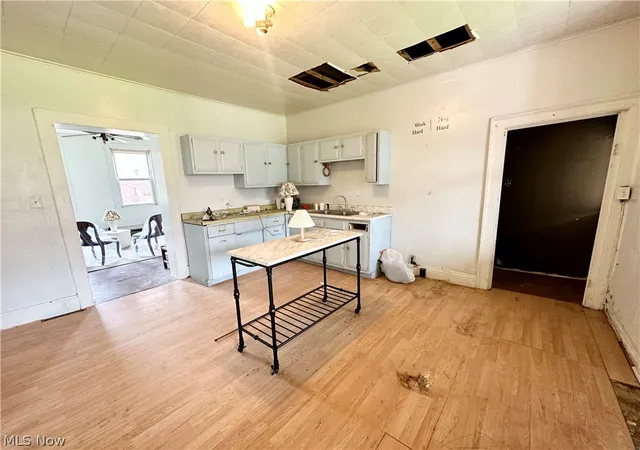 Photo 4 of Single family home for sale at 1305 Charles St, Wellsburg, WV 26070 | MLS# 5238306 | Listing updated on 2026-09-03