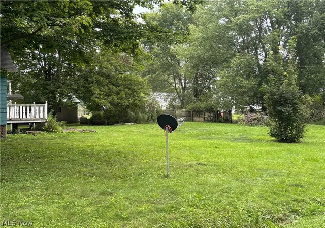 Photo 3 of Sale Pending at 21293 Lake Park Blvd, Alliance, OH 44601 | MLS# 5239613 | Listing updated on 2026-09-10