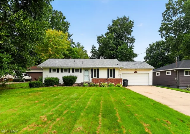 Photo 1 of Single family home for sale at 4345 Stoneybrook Dr Se, Warren, OH 44484 | MLS# 5239536 | Listing updated on 2026-09-07