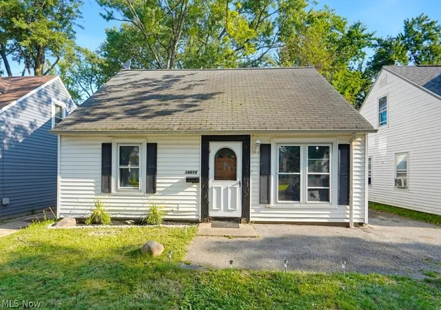 Photo 1 of Single family home for sale at 18614 Homeway Rd, Cleveland, OH 44135 | MLS# 5239068 | Listing updated on 2026-09-10