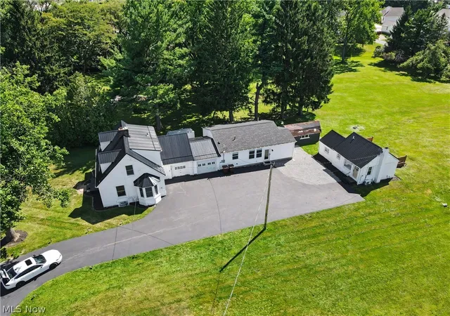 Photo 2 of Single family home for sale at 9248 Woodworth Rd, North Lima, OH 44452 | MLS# 5239659 | Listing updated on 2026-09-04
