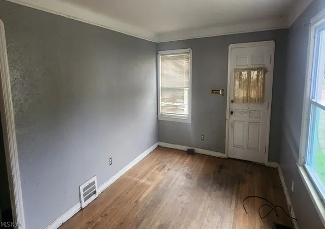 Photo 3 of Sale Pending at 4408 W 57 St, Old Brooklyn, OH 44144 | MLS# 5239650 | Listing updated on 2026-09-07