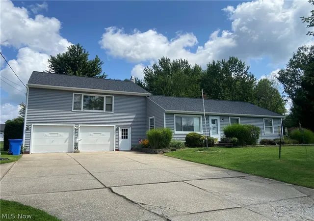 Photo 1 of Single family home for sale at 9751 Cutts Rd, Chardon, OH 44024 | MLS# 5237004 | Listing updated on 2026-09-04