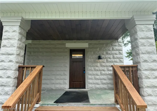 Photo 2 of Single family home for sale at 128 S 6th St, Dennison, OH 44621 | MLS# 5239553 | Listing updated on 2026-09-16