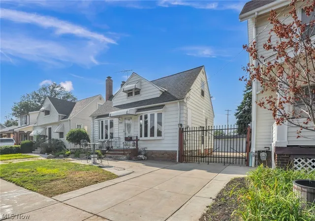 Photo 3 of Single family home for sale at 30213 Robert St, Wickliffe, OH 44092 | MLS# 5239727 | Listing updated on 2026-09-25