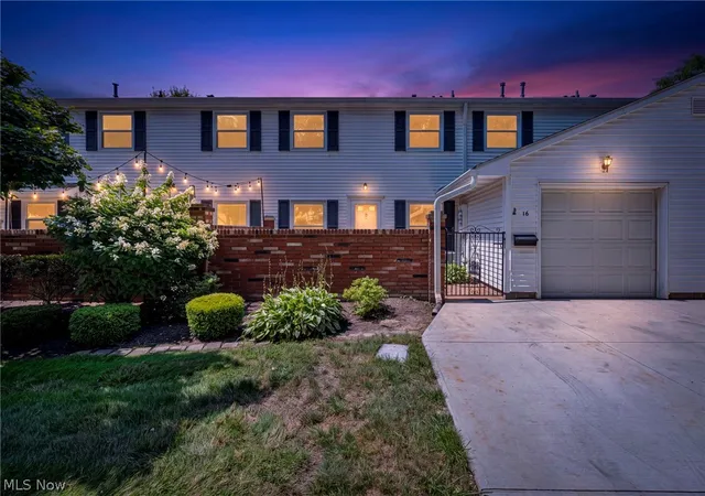Photo 1 of Condo for sale at 16 Surrey Ct, Mentor, OH 44060 | MLS# 5238983 | Listing updated on 2026-09-10