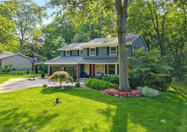 Photo 2 of Single family home for sale at 257 Woodridge Rd, Tallmadge, OH 44278 | MLS# 5239313 | Listing updated on 2026-09-08