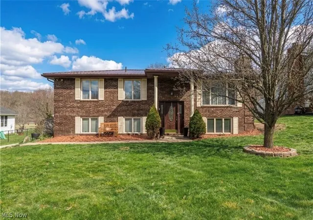 Photo 1 of Single family home for sale at 5326 Hillsboro Ave Se, Canton, OH 44707 | MLS# 5239763 | Listing updated on 2026-09-21