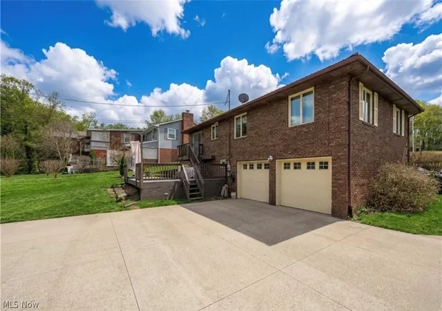 Photo 3 of Single family home for sale at 5326 Hillsboro Ave Se, Canton, OH 44707 | MLS# 5239763 | Listing updated on 2026-09-21