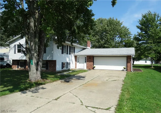 Photo 1 of Single family home for sale at 167 Maple St, Jefferson, OH 44047 | MLS# 5239782 | Listing updated on 2026-09-04