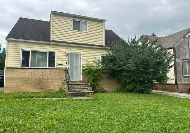 Photo 1 of Single family home for sale at 15914 Clearview Ave, Cleveland, OH 44128 | MLS# 5239794 | Listing updated on 2026-09-04