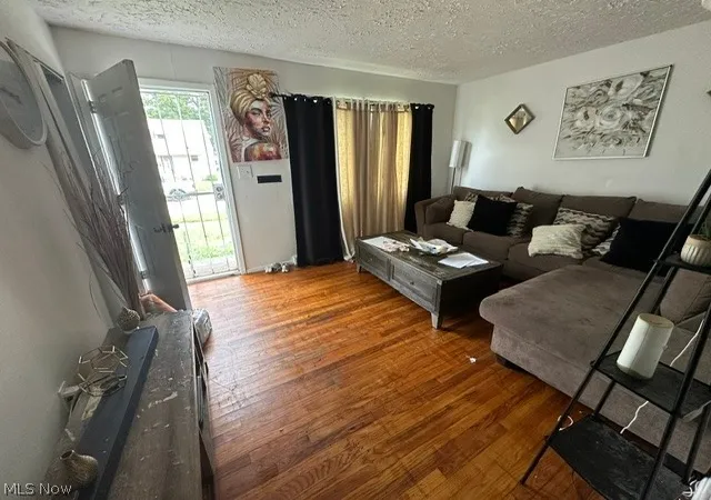 Photo 3 of Single family home for sale at 15914 Clearview Ave, Cleveland, OH 44128 | MLS# 5239794 | Listing updated on 2026-09-04