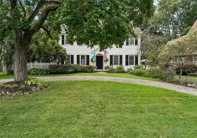 Photo 2 of Sale Pending at 170 Overwood Rd, Akron, OH 44313 | MLS# 5239564 | Listing updated on 2026-09-12