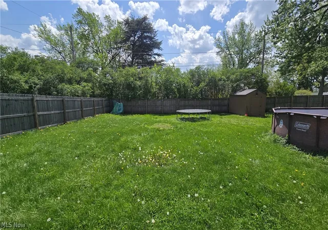 Photo 3 of Sale Pending at 855 E College St, Alliance, OH 44601 | MLS# 5239897 | Listing updated on 2026-09-02