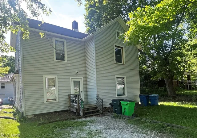 Photo 1 of Sale Pending at 792 N Summit St, Barberton, OH 44203 | MLS# 5239191 | Listing updated on 2026-09-03