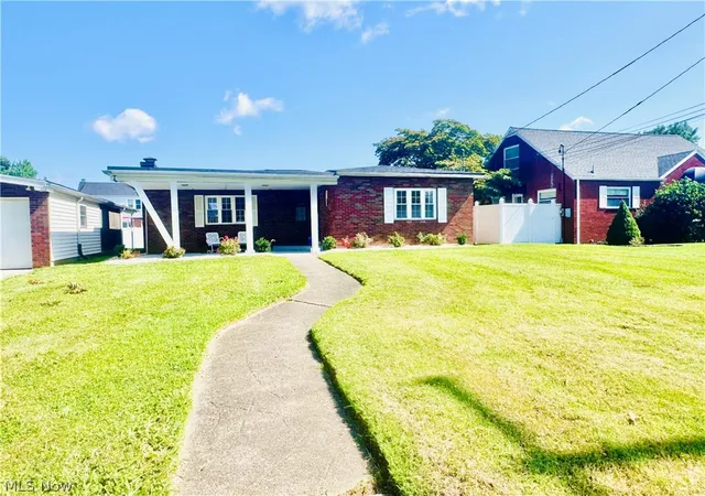 Photo 1 of Single family home for sale at 521 25th Street, Vienna, WV 26105 | MLS# 5239925 | Listing updated on 2026-09-11