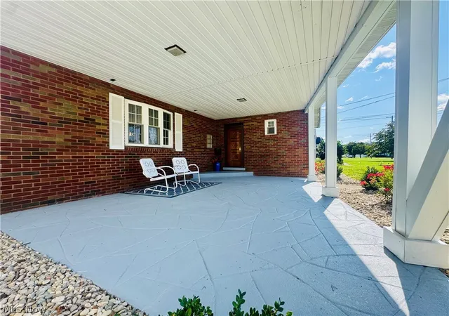 Photo 2 of Single family home for sale at 521 25th Street, Vienna, WV 26105 | MLS# 5239925 | Listing updated on 2026-09-11