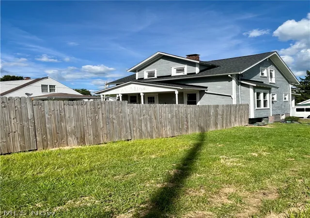 Photo 3 of Single family home for sale at 134 N Market St, St Clairsville, OH 43950 | MLS# 5239550 | Listing updated on 2026-09-09