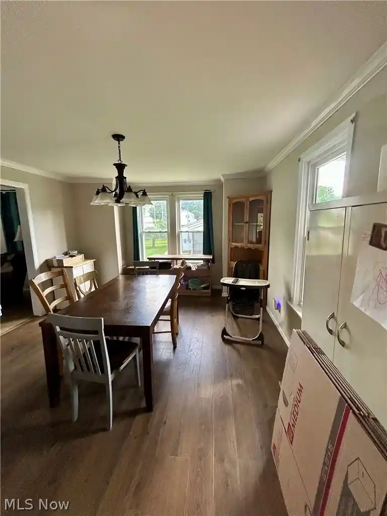 Photo 4 of Single family home for sale at 134 N Market St, St Clairsville, OH 43950 | MLS# 5239550 | Listing updated on 2026-10-28