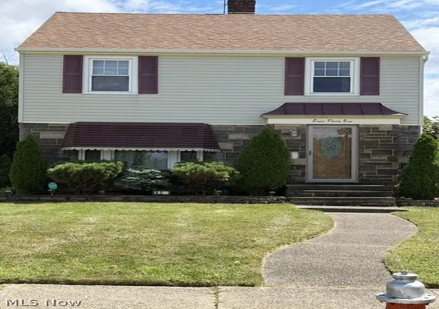 Photo 1 of Single family home for sale at 831 Sable Rd, Cleveland, OH 44119 | MLS# 5239393 | Listing updated on 2026-09-06