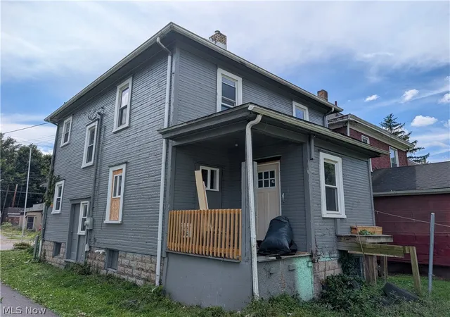 Photo 2 of Single family home for sale at 1223 Pennsylvania Ave, East Liverpool, OH 43920 | MLS# 5239982 | Listing updated on 2026-09-06